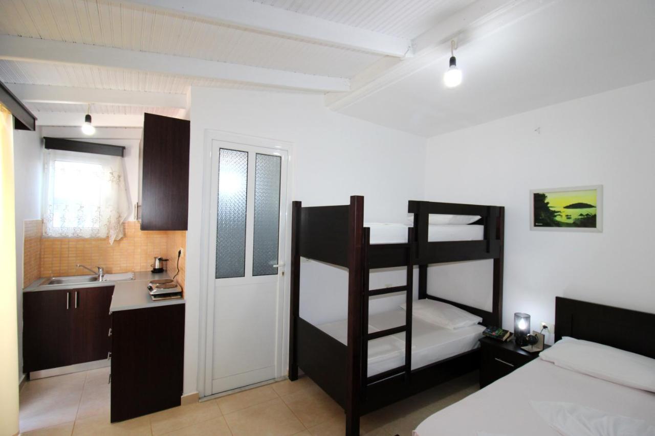 Vila Reni Risi Ksamil Exterior foto