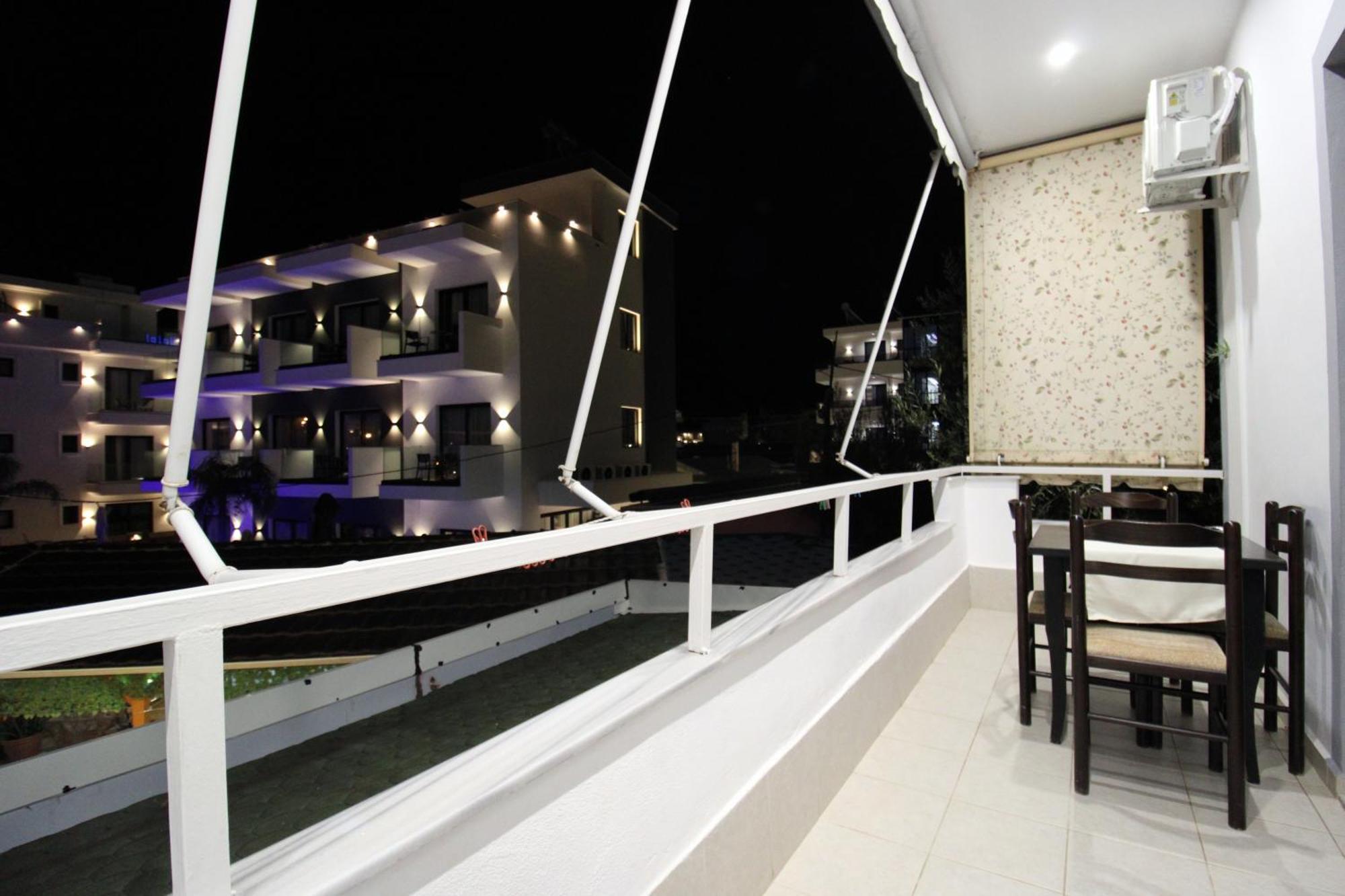 Vila Reni Risi Ksamil Exterior foto